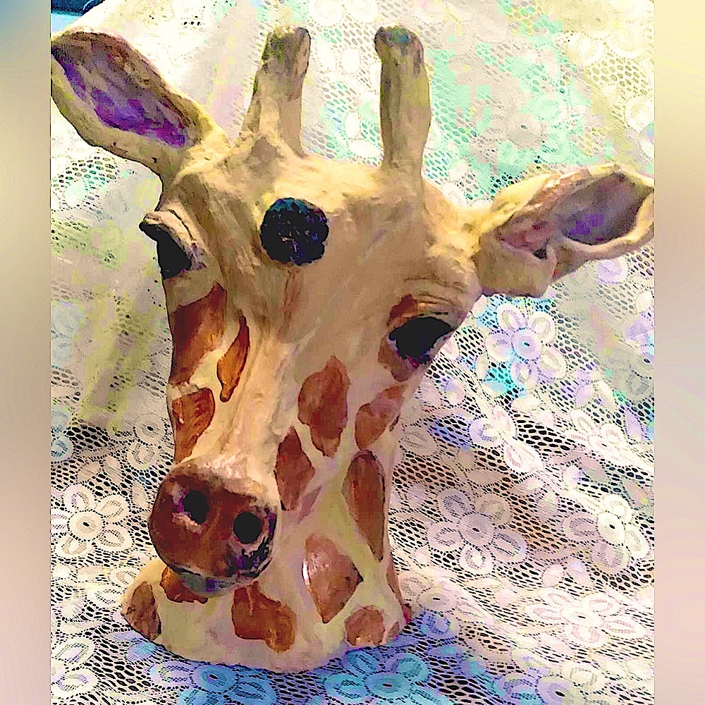 Giraffe sculpture handmade - Picture 2 of 3